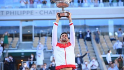 世界杯高清直播平台-法网夺冠“不可能变可能” 德约双圈全满贯前无古人